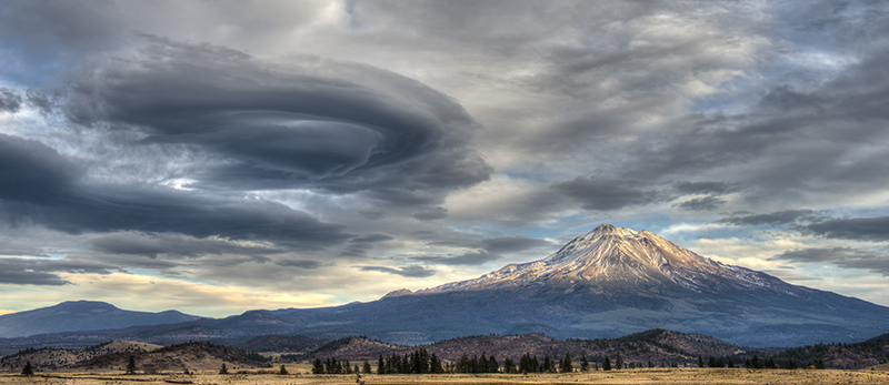 the mothership; flying saucer; spaceship; aliens; alien; ufo; lenticular; cloud; clouds; weather; hover; hovering; disc; shasta; mount shasta; mt. shasta; northern california; ca; mountain; snow; wind; peak; siskiyou county; lemuria; telos; nature; natural; scene; scenery; scenic; Loree Johnson